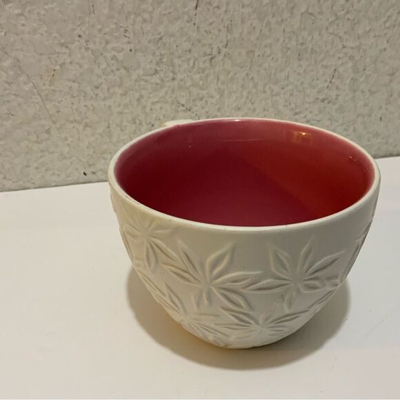 2008 Starbucks~~ Mug/Cup. "Embossed Snowflakes/Flower"~~13 ounce - Picture 3 of 6